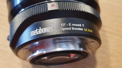 Metabones EF - E mount Speed Booster Canon auf Sony