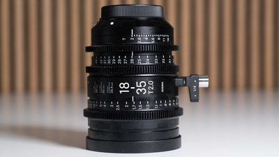 18-35 mm T2.0 Cine-Zoom-Objektiv mit EF-Mount