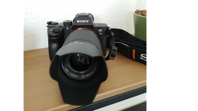 Sony A7III (ILCE-7M3) + 28-70-mm-Zoomobjektiv