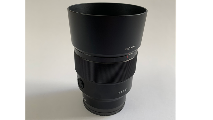 Miete jetzt in Gießen – Sony FE 85mm f1.8 E-mount | SEL85FE1.8