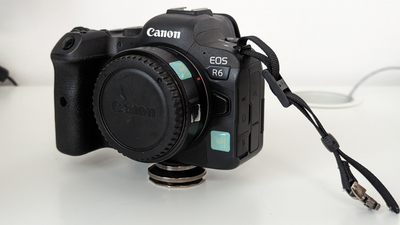 Canon R6 + EF Adpater