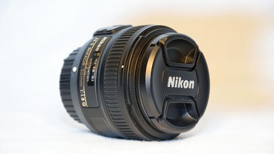 Nikon D800 + ggf. Zubehör & Objektive