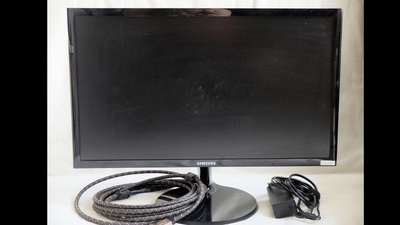 Samsung Full HD Display Monitor TFT + 5 m HDMI Kabel