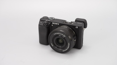 Sony a6300 mit 16-50mm F3.5-6.6 OSS