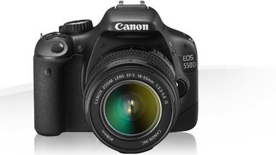 Canon EOS 550D mit Objektiv