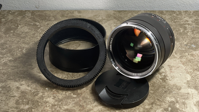 Picture of ZEISS 85mm f1.4 ZE Canon EF / mit Gear Ring / Planar T